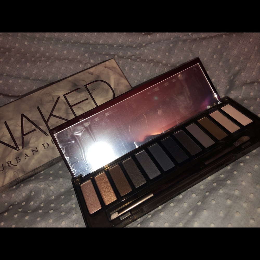 Urban decay Smokey eye palette